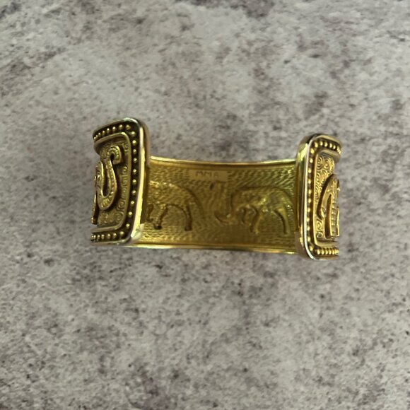Vintage MMA Gold Elephant Cuff Bracelet India Metropolitan Museum 24kt plated - Picture 3 of 11